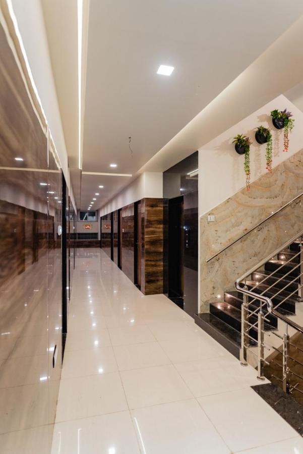 Hotel Ayodhya Virpur Exterior photo